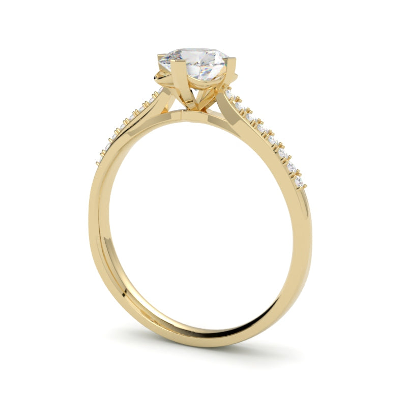 Pierścionek zaręczynowy Harper z diamentem cushion – złoto żółte 750 – GOLDPORT